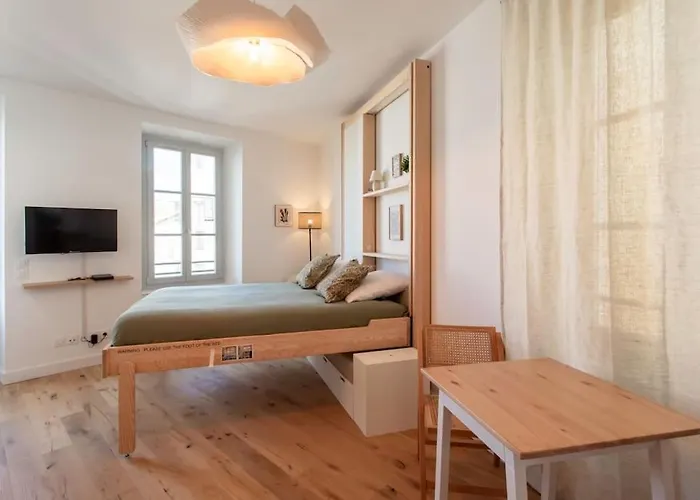 #59 Central Balcony 5Mins Old Town & Sea Ac Wifi