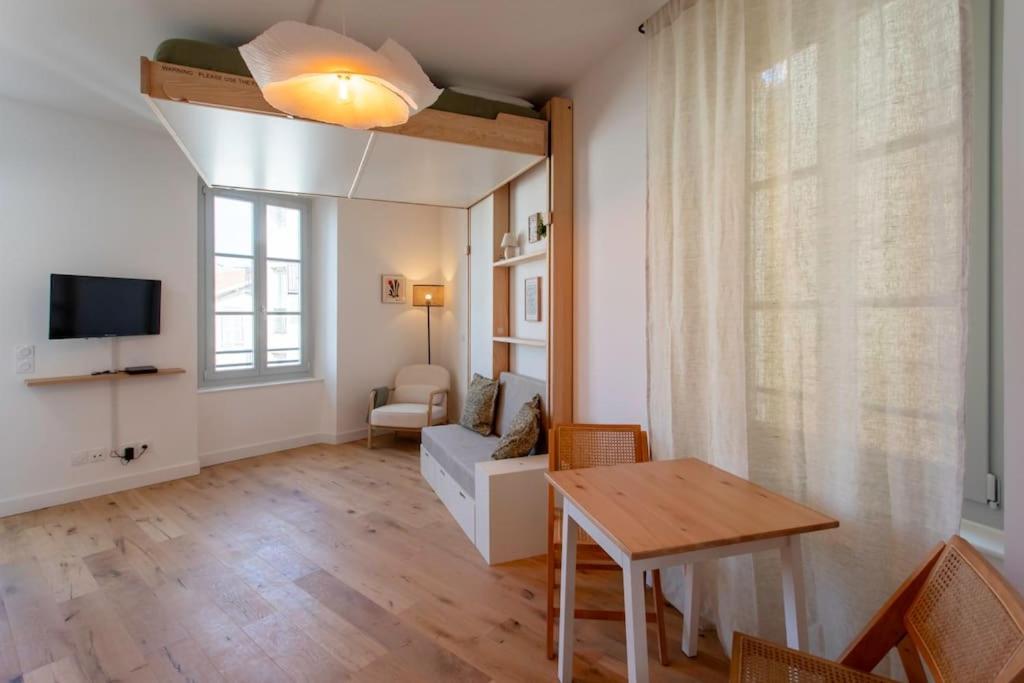 #59 Balcony 5mins Old Town & Sea Ac Wifi